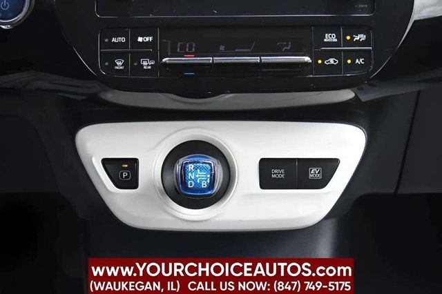 2017 Toyota Prius Two 4dr Hatchback - 22928585 - 22