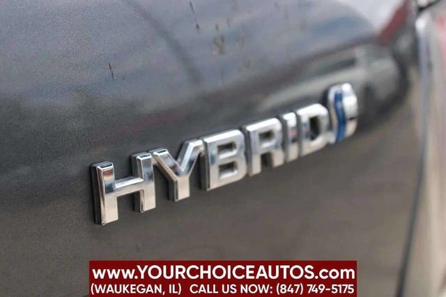 2017 Toyota Prius Two 4dr Hatchback - 22928585 - 28