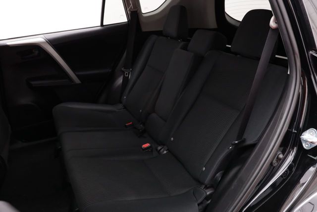 2017 Toyota RAV4 LE AWD - 21000630 - 12