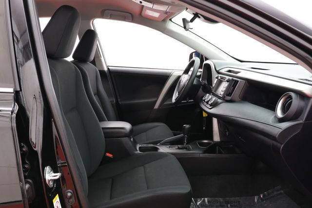 2017 Toyota RAV4 LE AWD - 21000630 - 16