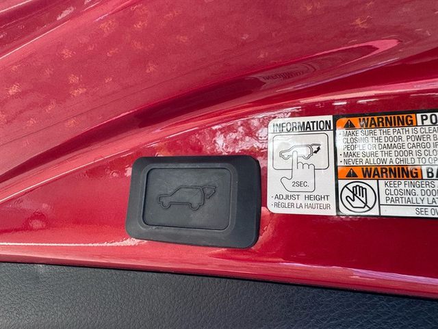 2017 Toyota RAV4 Limited AWD - 22932941 - 21