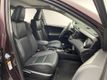 2017 Toyota RAV4 Platinum FWD - 22937507 - 17