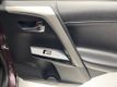2017 Toyota RAV4 Platinum FWD - 22937507 - 32