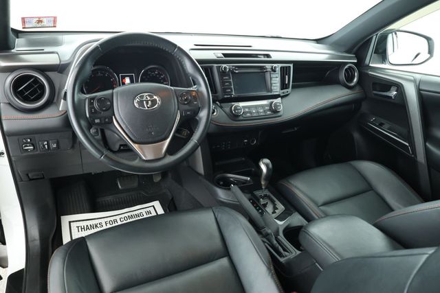 2017 Toyota RAV4 SE AWD with 'Power' Special Value Pkg & S-Code Paint Treatment - 22917199 - 10