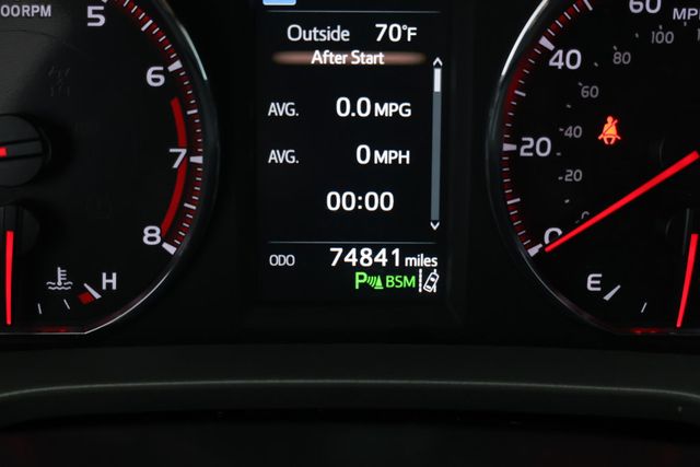 2017 Toyota RAV4 SE AWD with 'Power' Special Value Pkg & S-Code Paint Treatment - 22917199 - 13