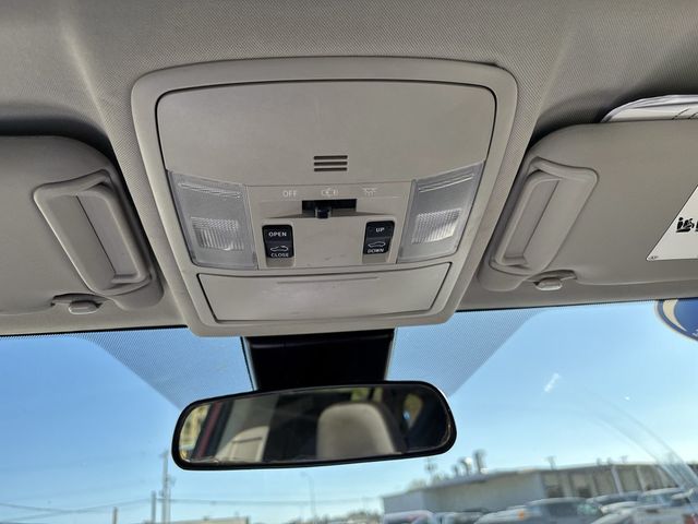 2017 Toyota RAV4 XLE FWD - 22794202 - 29