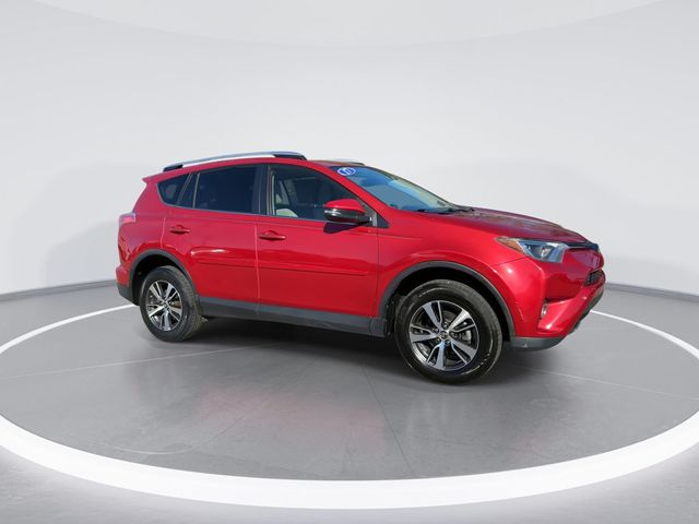 2017 Toyota RAV4 XLE FWD - 22794202 - 8