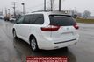 2017 Toyota Sienna LE Automatic Access Seat FWD 7-Passenger - 22255635 - 2