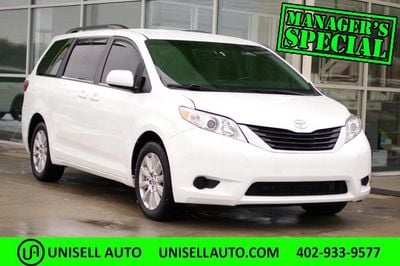 2017 Toyota Sienna - 5TDJZ3DC5HS165342
