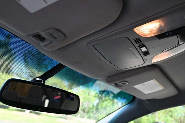 2017 Toyota Sienna LE Mobility FWD 7-Passenger Mobility - 22858335 - 29