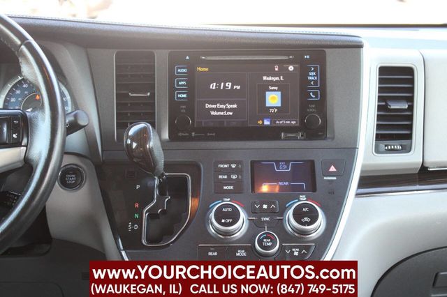 2017 Toyota Sienna XLE AWD 7-Passenger - 22915533 - 21