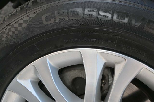 2017 Toyota Sienna XLE Premium FWD 8-Passenger - 22909622 - 11