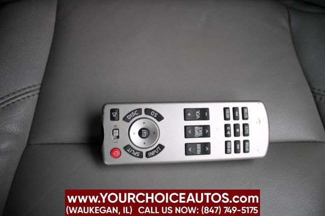 2017 Toyota Sienna XLE Premium FWD 8-Passenger - 22912350 - 24