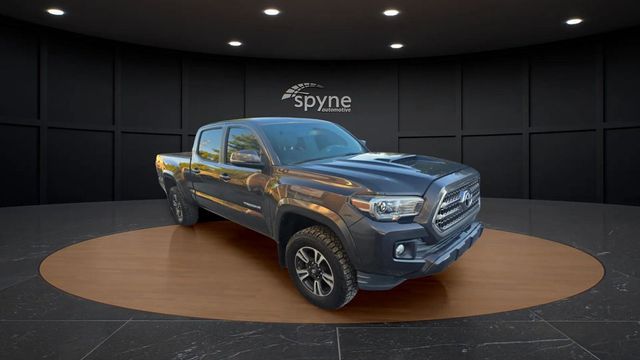 2017 Toyota Tacoma  - 22929610 - 2