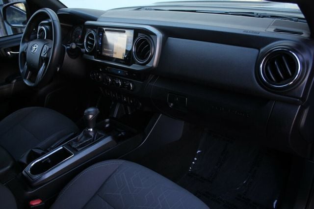 2017 Toyota Tacoma ONE OWNER TRD SPORT W/ PREMIUM/ TECH PKG, NAVI - 22875914 - 8