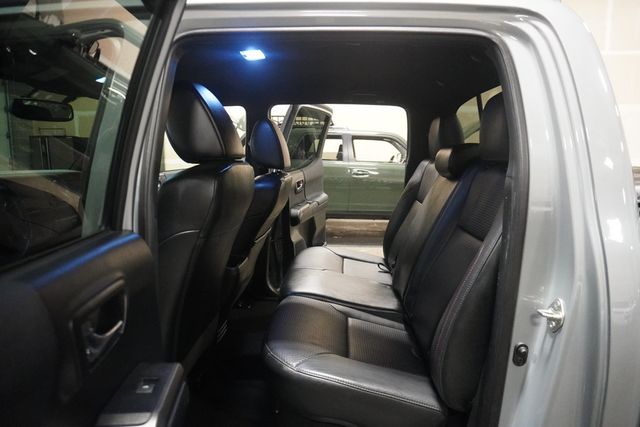 2017 Toyota Tacoma TRD Pro Double Cab 5' Bed V6 4x4 Automatic - 22937214 - 12