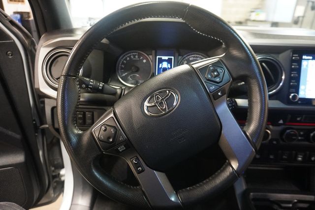 2017 Toyota Tacoma TRD Pro Double Cab 5' Bed V6 4x4 Automatic - 22937214 - 8