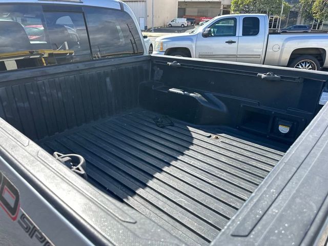 2017 Toyota Tacoma TRD Sport Double Cab 5' Bed V6 4x2 Automatic - 22936311 - 18
