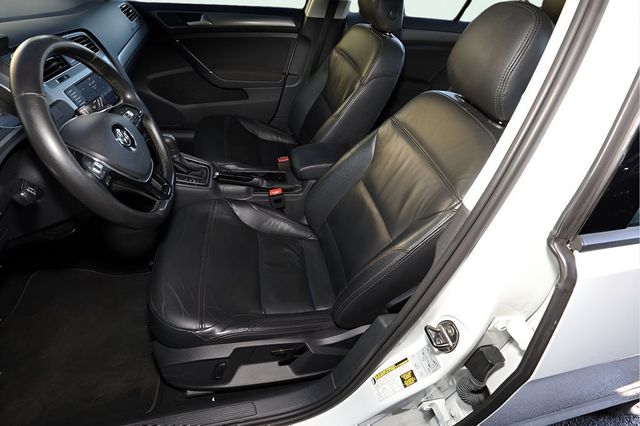 2017 VOLKSWAGEN GOLF 1.8T 4-Door S Automatic - 22765190 - 10