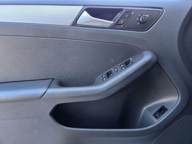 2017 Volkswagen Jetta 1.4T S Automatic - 22936514 - 13