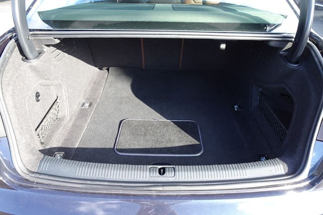 2018 Audi A4 2.0 TFSI ultra Premium S Tronic FWD - 22939328 - 14