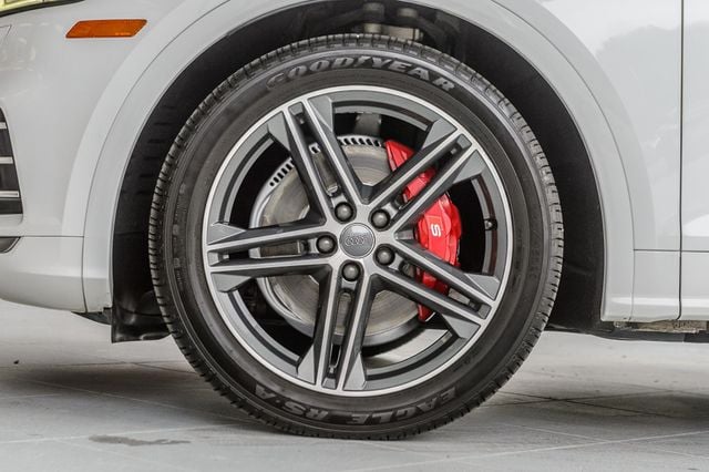 2018 Audi SQ5 PRESTIGE - PANO ROOF - BACKUP CAM - BLUETOOTH - GORGEOUS - 22405523 - 12