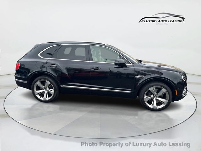 2018 Bentley Bentayga W12 Signature AWD - 22931698 - 1