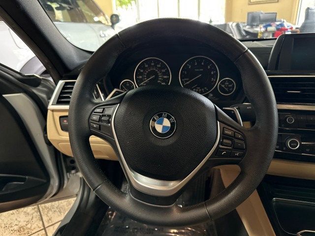 2018 BMW 3 Series 330i - 22290219 - 14
