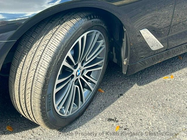 2018 BMW 5 Series 530i w/DRIVER'S ASSIST. PKG - 22323086 - 38