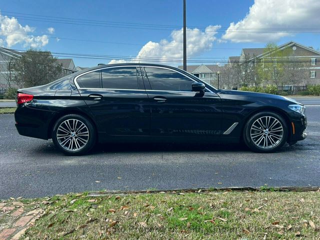 2018 BMW 5 Series 530i w/DRIVER'S ASSIST. PKG - 22323086 - 4