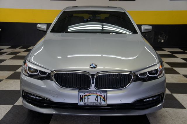 2018 BMW 5 Series 6 cyl turbocharged, 325 HP, SportLine, Stunning! - 22936845 - 9