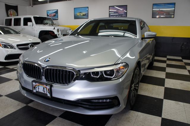 2018 BMW 5 Series 6 cyl turbocharged, 325 HP, SportLine, Stunning! - 22936845 - 21