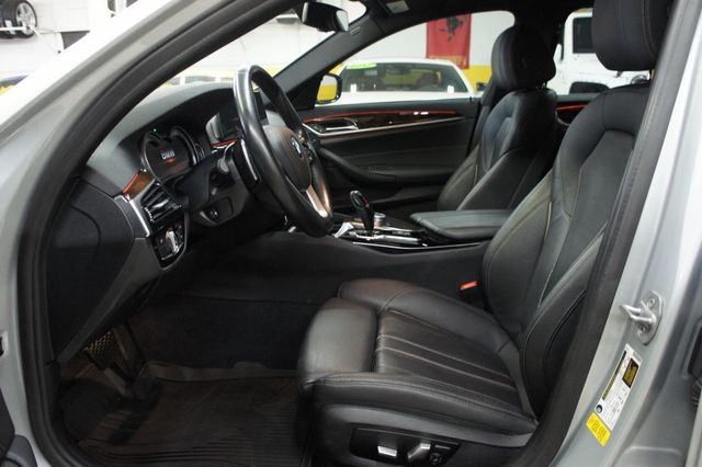 2018 BMW 5 Series 6 cyl turbocharged, 325 HP, SportLine, Stunning! - 22936845 - 23