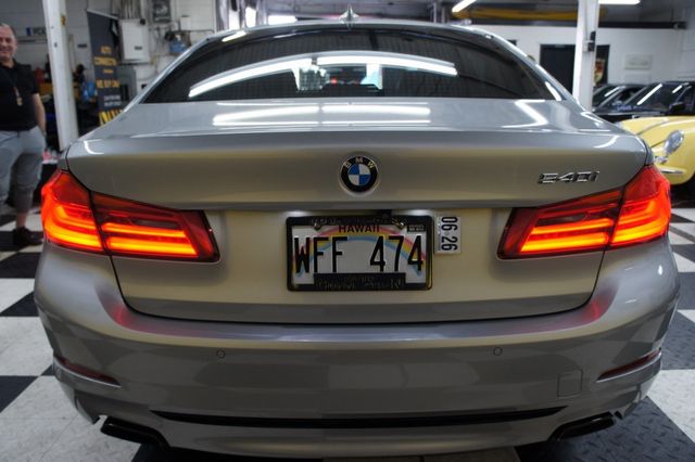 2018 BMW 5 Series 6 cyl turbocharged, 325 HP, SportLine, Stunning! - 22936845 - 36