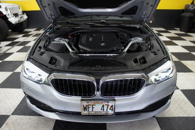 2018 BMW 5 Series 6 cyl turbocharged, 325 HP, SportLine, Stunning! - 22936845 - 41