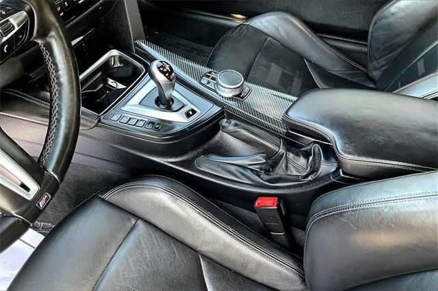 2018 BMW M4 Base - 22919812 - 27