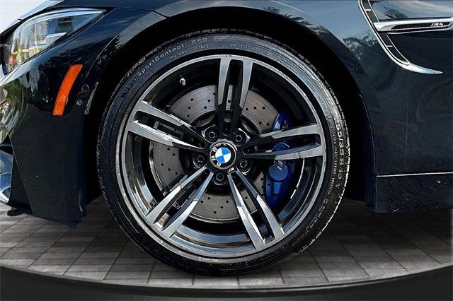 2018 BMW M4 Base - 22919812 - 32