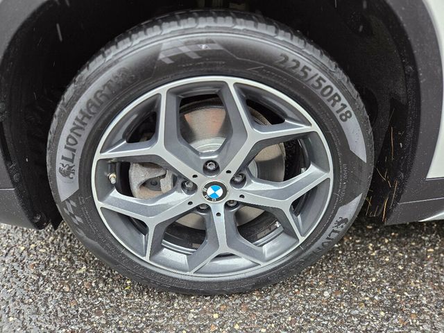 2018 BMW X1 xDrive28i Sports Activity Vehicle - 22928079 - 16