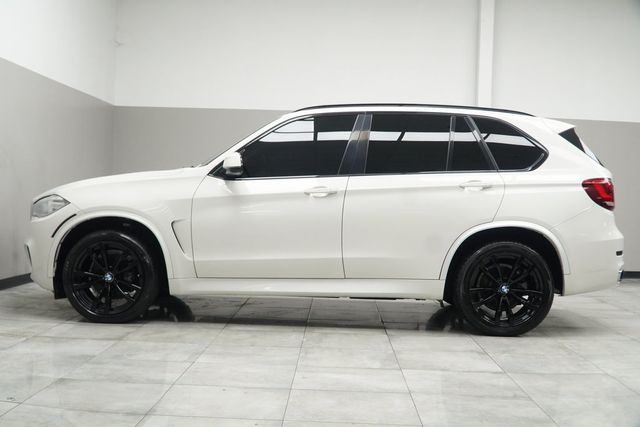 2018 BMW X5 sDrive35i Sports Activity Vehicle - 22936686 - 9