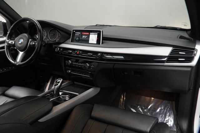 2018 BMW X5 sDrive35i Sports Activity Vehicle - 22936686 - 16