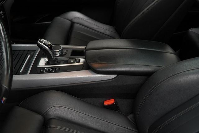 2018 BMW X5 sDrive35i Sports Activity Vehicle - 22936686 - 17