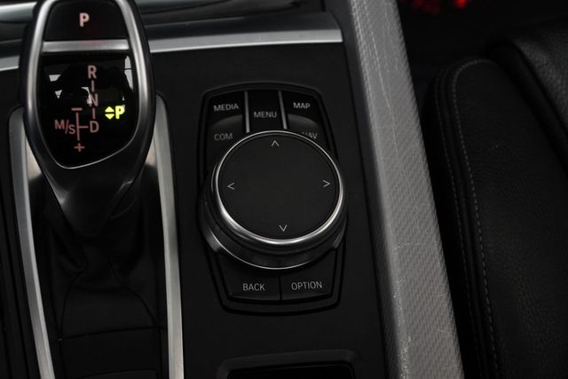 2018 BMW X5 sDrive35i Sports Activity Vehicle - 22936686 - 19