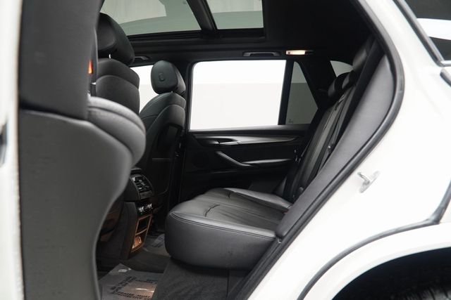 2018 BMW X5 sDrive35i Sports Activity Vehicle - 22936686 - 38