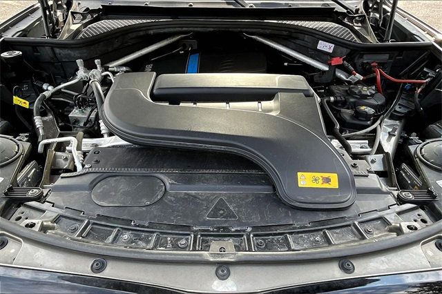 2018 BMW X5 xDrive40e iPerformance Sports Activity Vehicle - 22915856 - 37