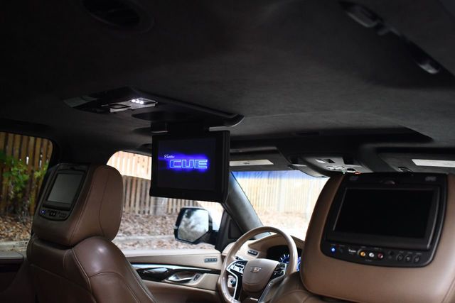 2018 Cadillac Escalade ESV 4WD 4dr Platinum - 22183406 - 24