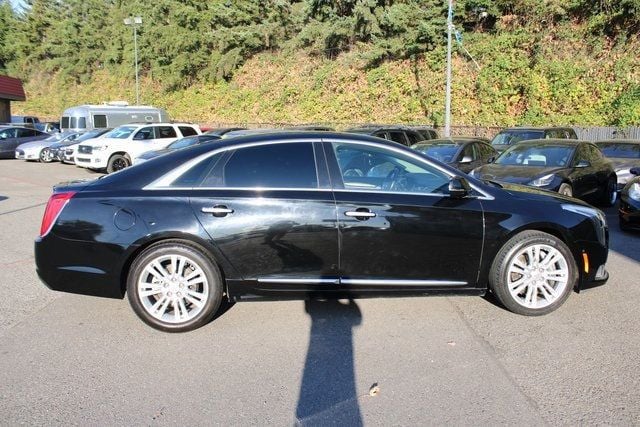 2018 Cadillac XTS 4dr Sedan Luxury FWD - 22924878 - 1