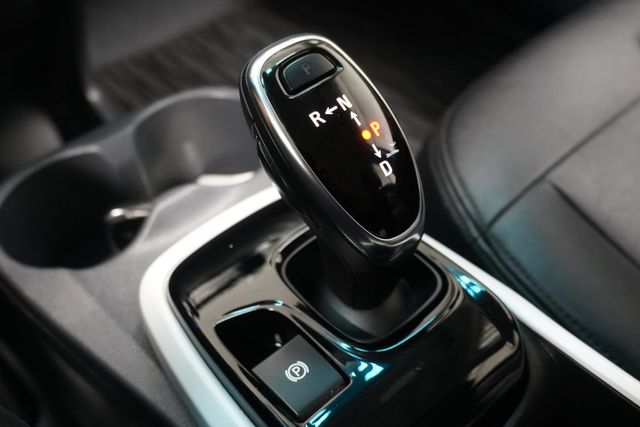 2018 Chevrolet Bolt EV 5dr Hatchback LT - 22928925 - 17