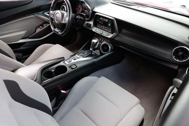 2018 Chevrolet Camaro 2dr Coupe 1SS - 22933848 - 13