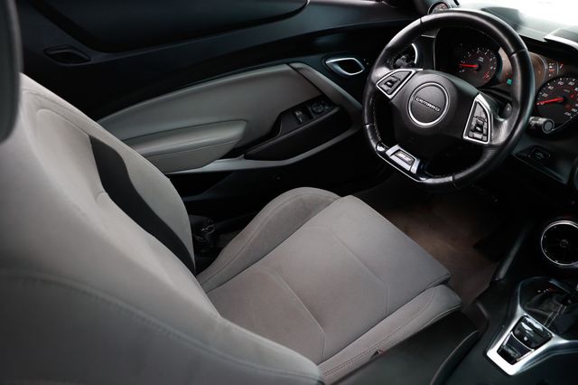2018 Chevrolet Camaro 2dr Coupe 1SS - 22933848 - 19