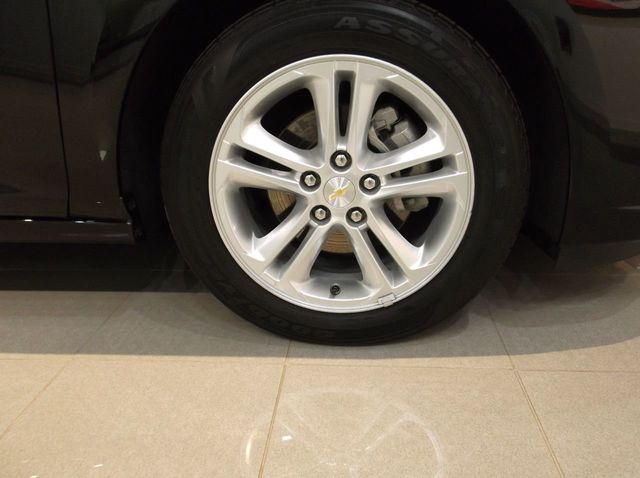 2018 Chevrolet CRUZE ONE OWNER  LOW MILES  BACK-UP CAMERA  ALUMINUM WHEELS - 20600909 - 34